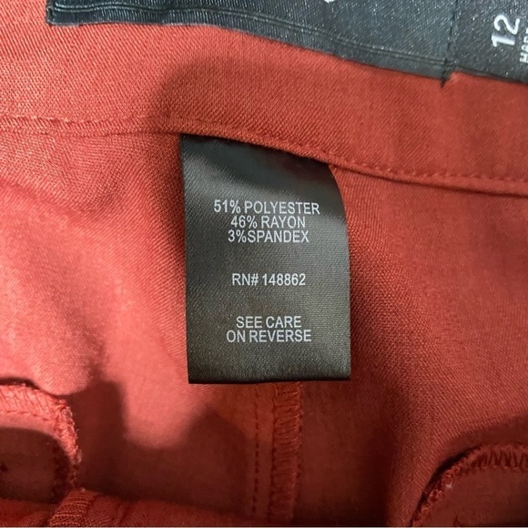 Torrid Rust Pleated Ankle Trousers Size 12 (Belt Missing) - Picture 4 of 9